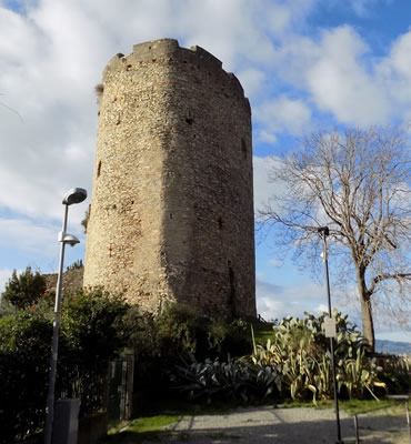 lungo il Giro delle Cinque Torri